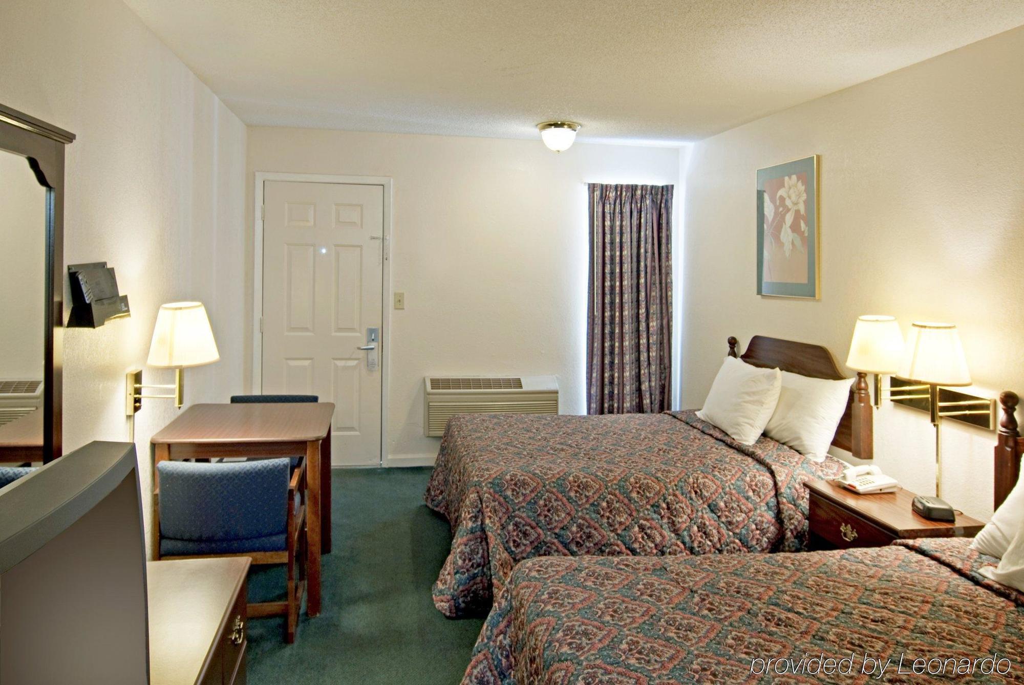 Travel Inn Of Буфорд Номер фото