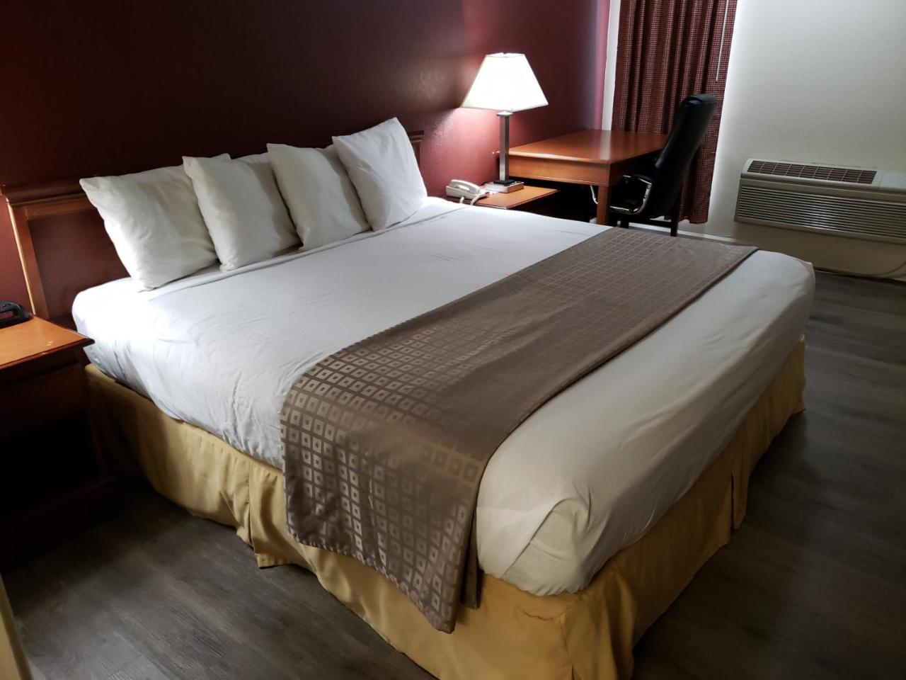 Travel Inn Of Буфорд Экстерьер фото